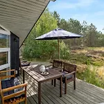 Lisbeth - 400m From The Sea By Interhome Yderby