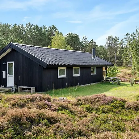 Lisbeth - 400m From The Sea By Interhome Yderby